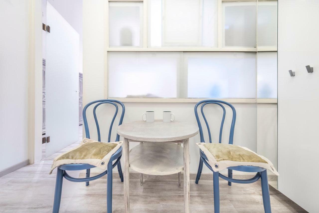 Atlanta Apartment Is In The Heart Of Budapest Esterno foto